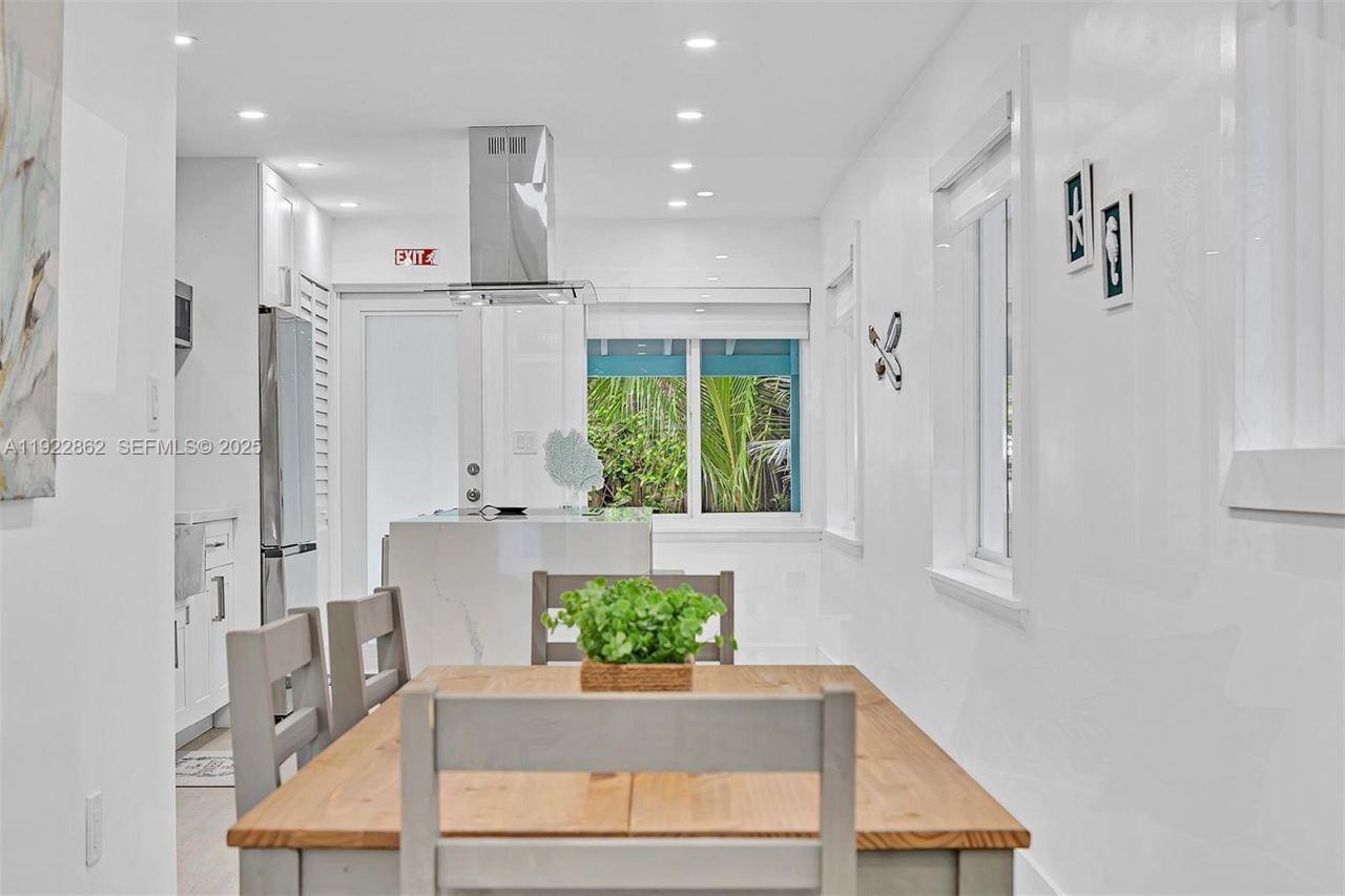 1960 Riverside Dr, Fort Lauderdale, FL 33312 Photo