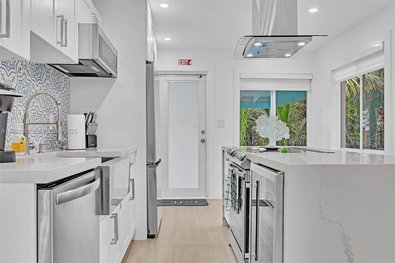 1960 Riverside Dr, Fort Lauderdale, FL 33312 Photo