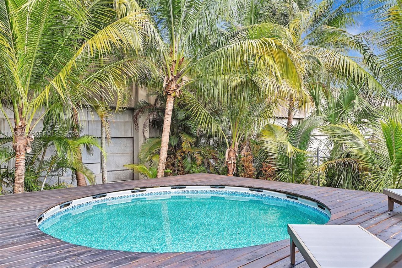 1960 Riverside Dr, Fort Lauderdale, FL 33312 Photo