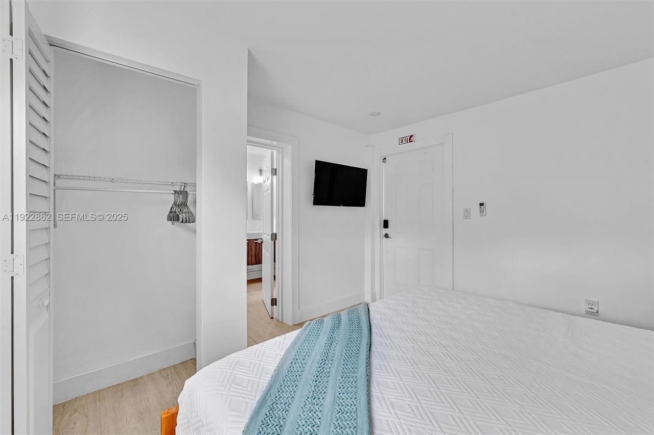 1960 Riverside Dr, Fort Lauderdale, FL 33312 Photo