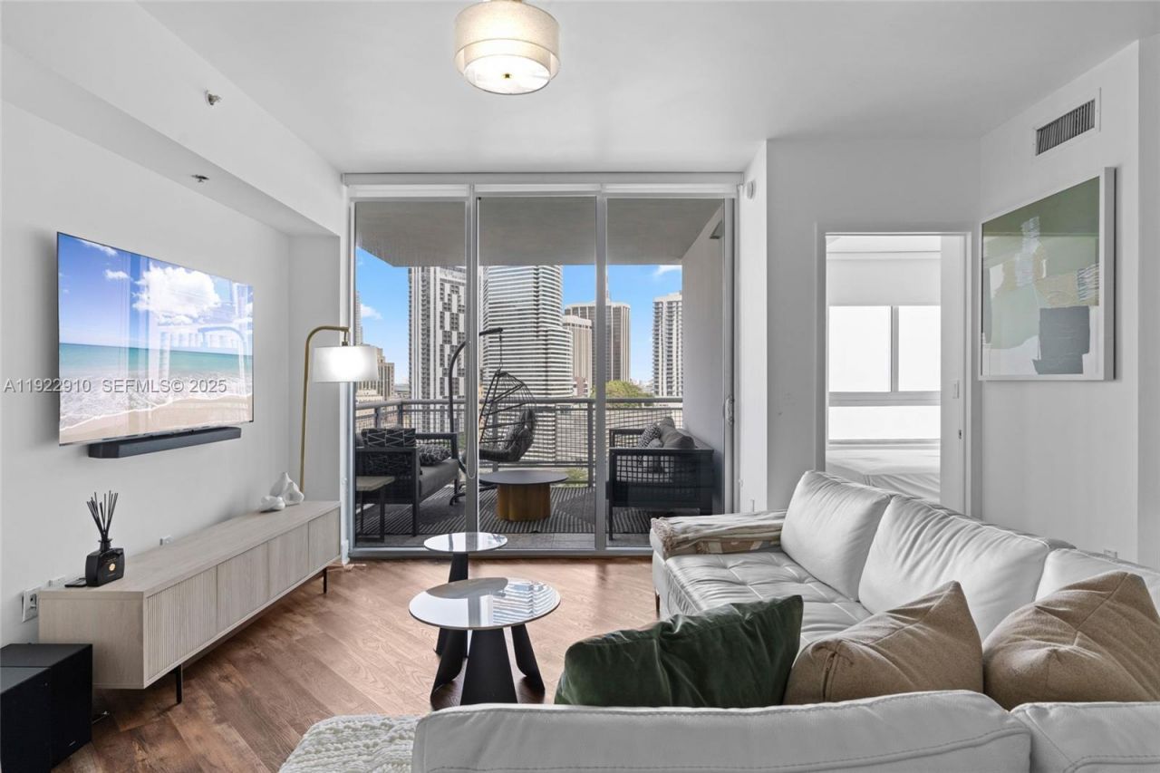 350 S Miami Ave, Unit 1803, Miami, FL 33130 Photo