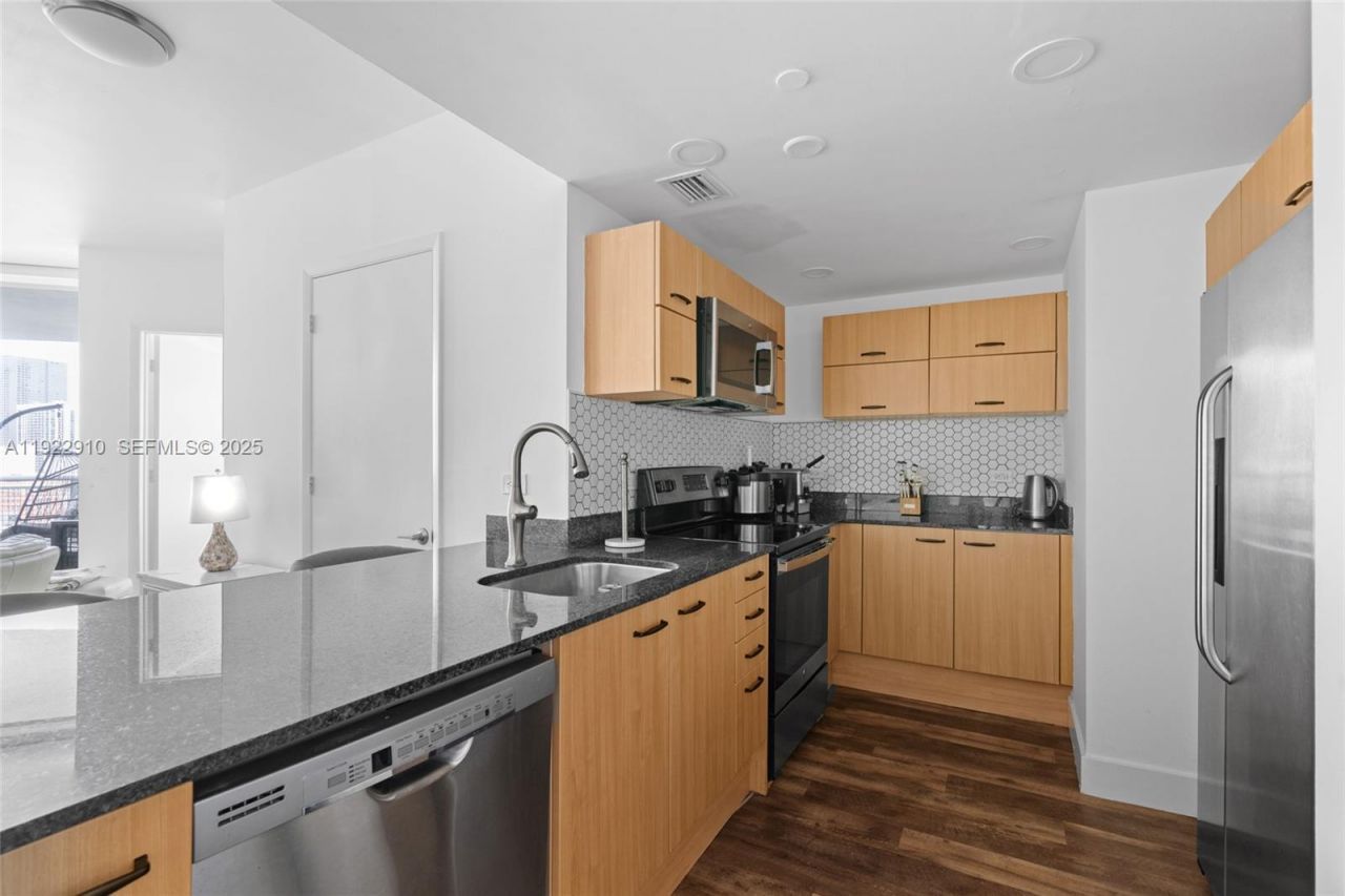 350 S Miami Ave, Unit 1803, Miami, FL 33130 Photo