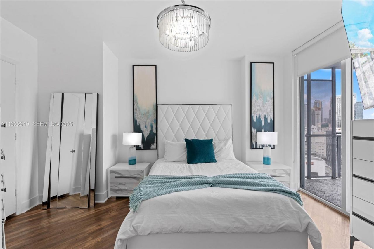 350 S Miami Ave, Unit 1803, Miami, FL 33130 Photo