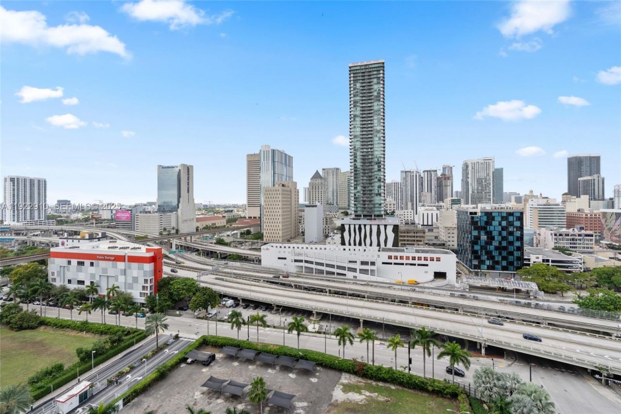 350 S Miami Ave, Unit 1803, Miami, FL 33130 Photo