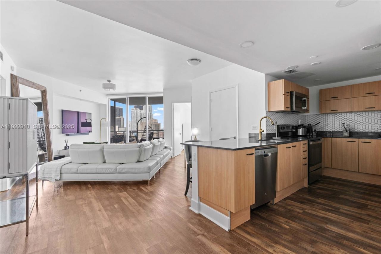 350 S Miami Ave, Unit 1803, Miami, FL 33130 Photo