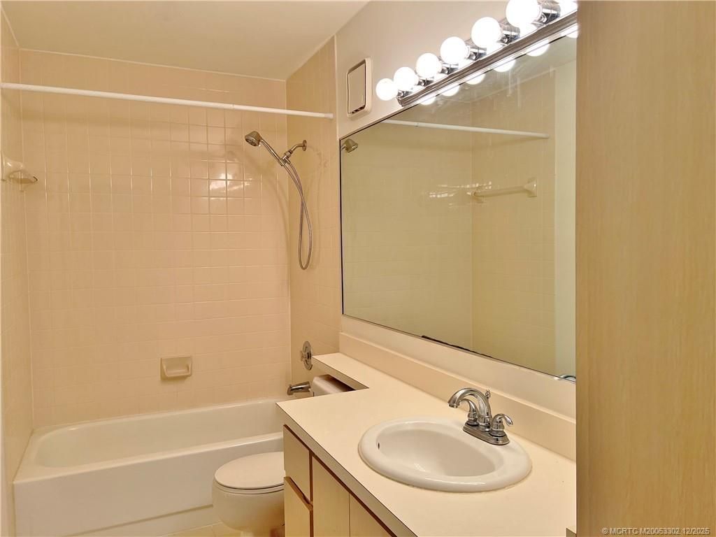 2902 SW Lakemont Place, Palm City, FL 34990 Photo