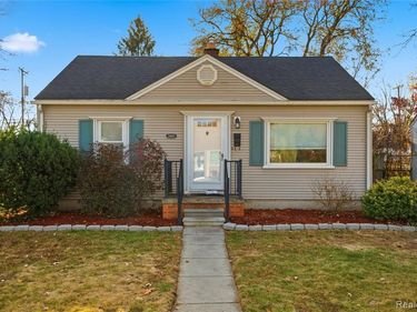 24665 Dartmouth Street, Dearborn Heights, MI 48125