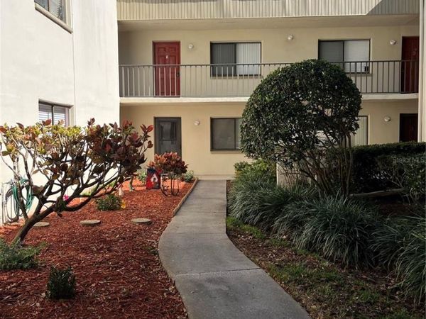 3300 FOX CHASE CIRCLE N, Unit 226, PALM HARBOR, FL 34683
