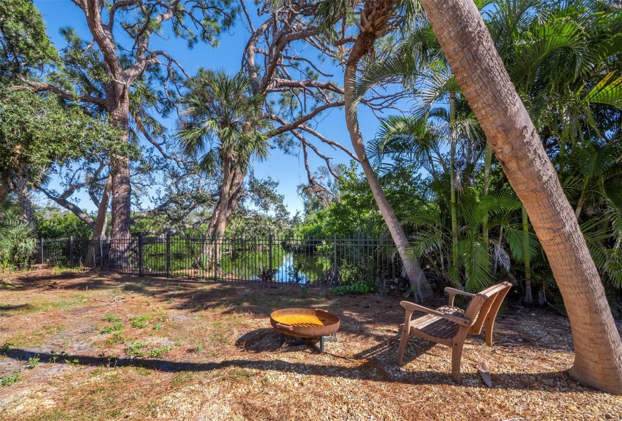 7233 Pine Needle Road, Sarasota, FL 34242 Photo