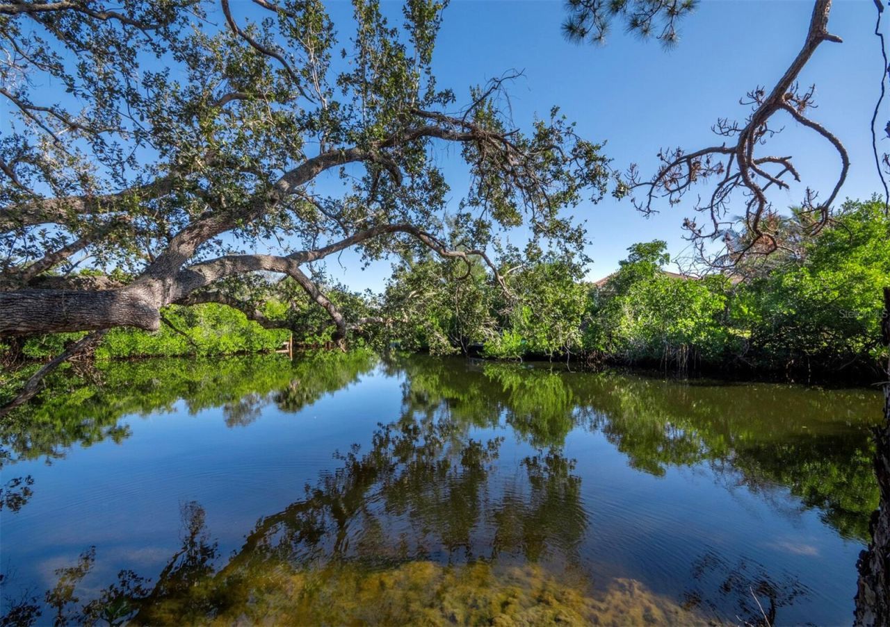 7233 Pine Needle Road, Sarasota, FL 34242 Photo