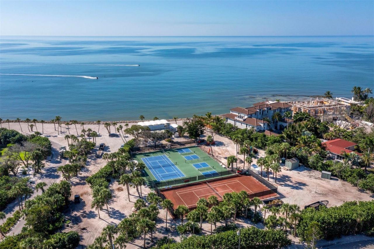 7233 Pine Needle Road, Sarasota, FL 34242 Photo