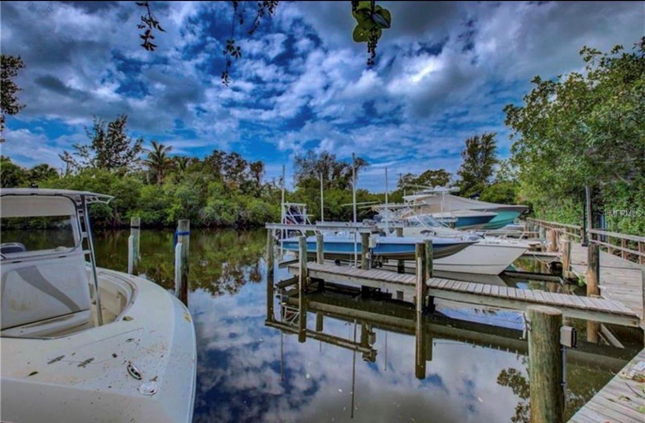 7233 Pine Needle Road, Sarasota, FL 34242 Photo