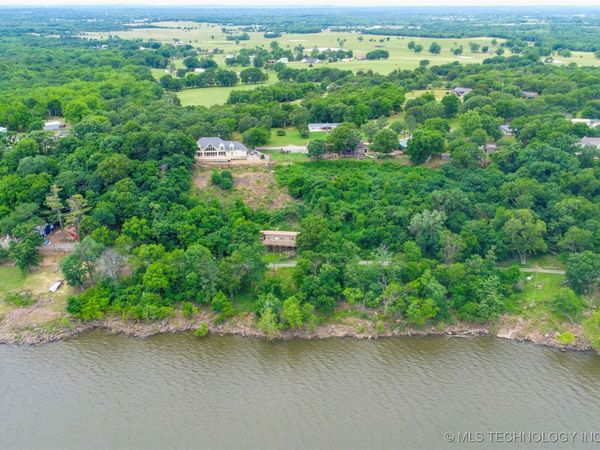 11609 N 59th Street East, Wagoner, OK 74467