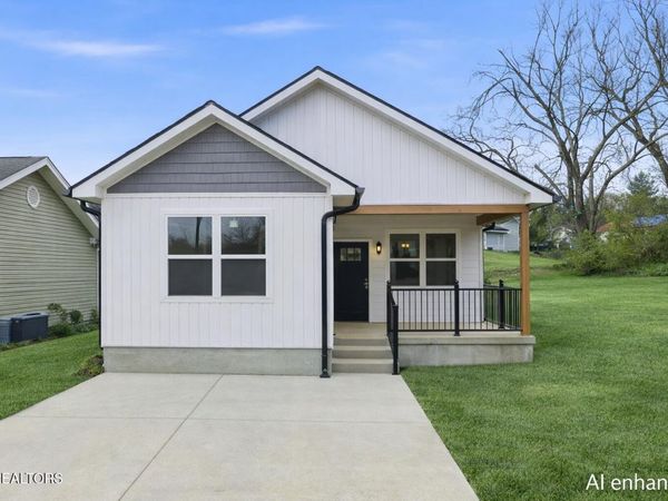 818 W Anderson Ave, Knoxville, TN 37921