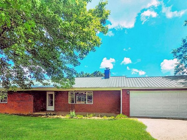 320 Redbird Circle, Cumberland Gap, TN 37724