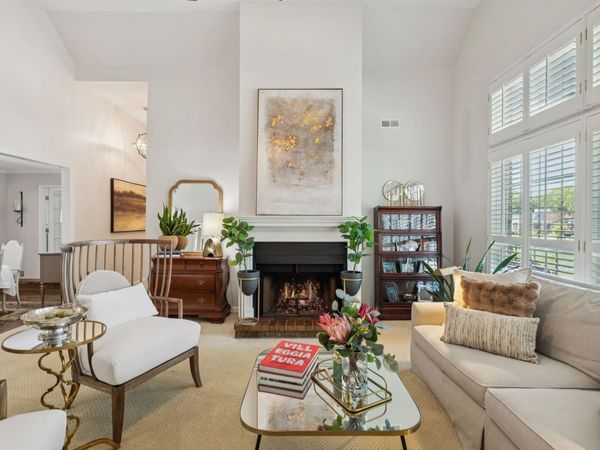 121 Pebble View Dr, Franklin, TN 37064