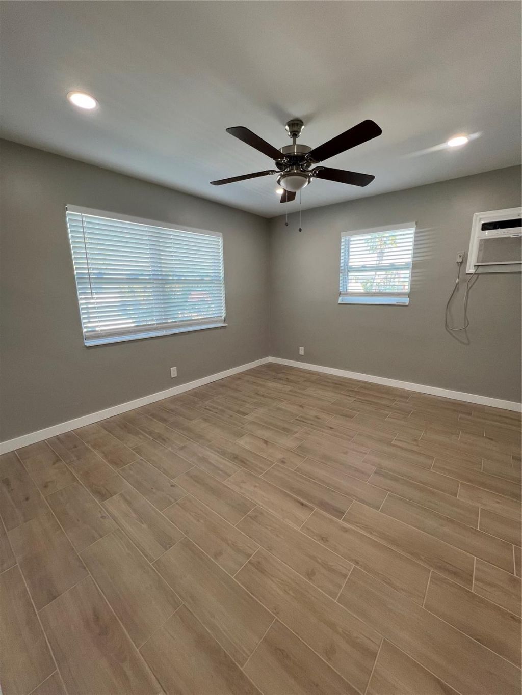 2016 NE 17th Court, Unit 26, Fort Lauderdale, FL 33305 Photo