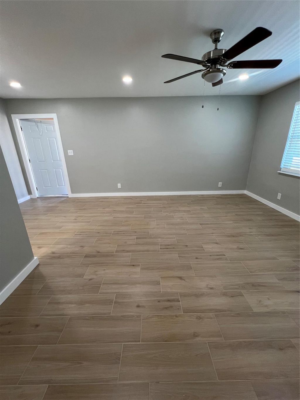 2016 NE 17th Court, Unit 26, Fort Lauderdale, FL 33305 Photo