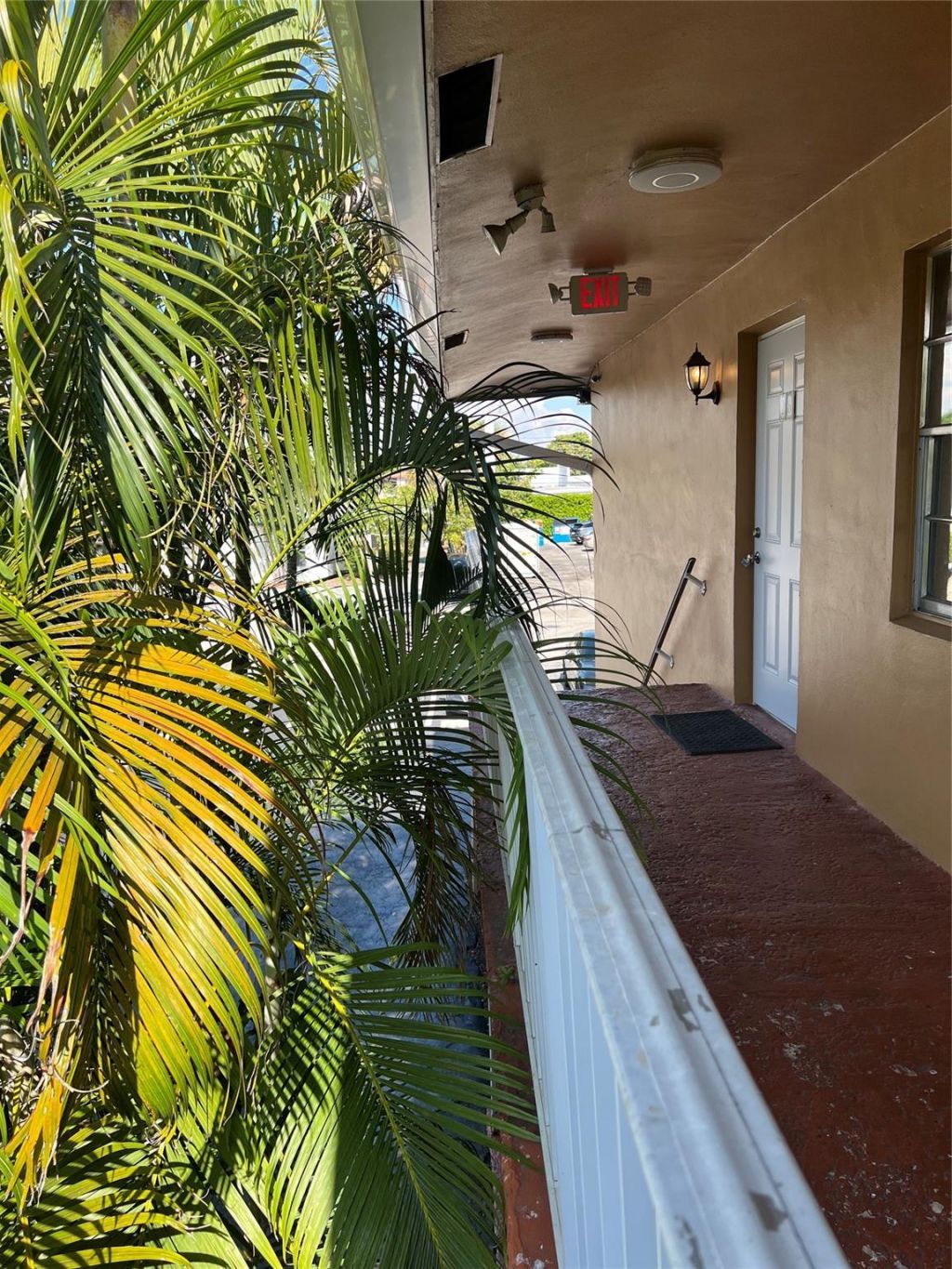 2016 NE 17th Court, Unit 26, Fort Lauderdale, FL 33305 Photo