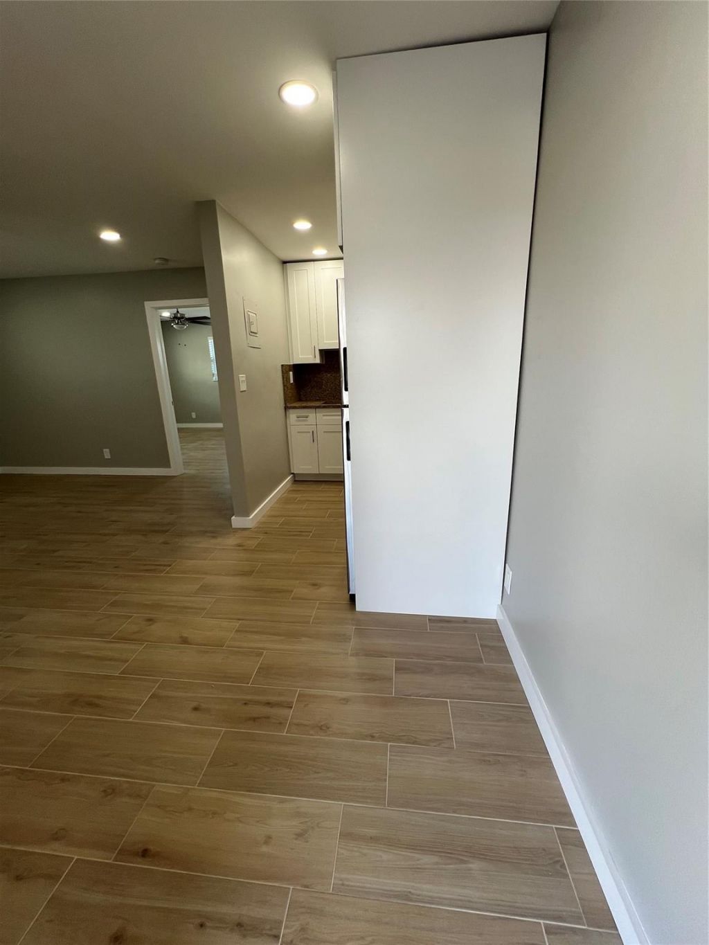 2016 NE 17th Court, Unit 26, Fort Lauderdale, FL 33305 Photo