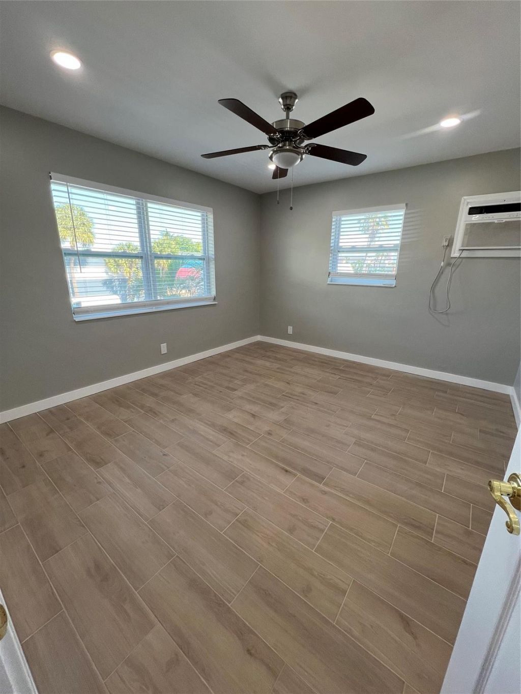 2016 NE 17th Court, Unit 26, Fort Lauderdale, FL 33305 Photo