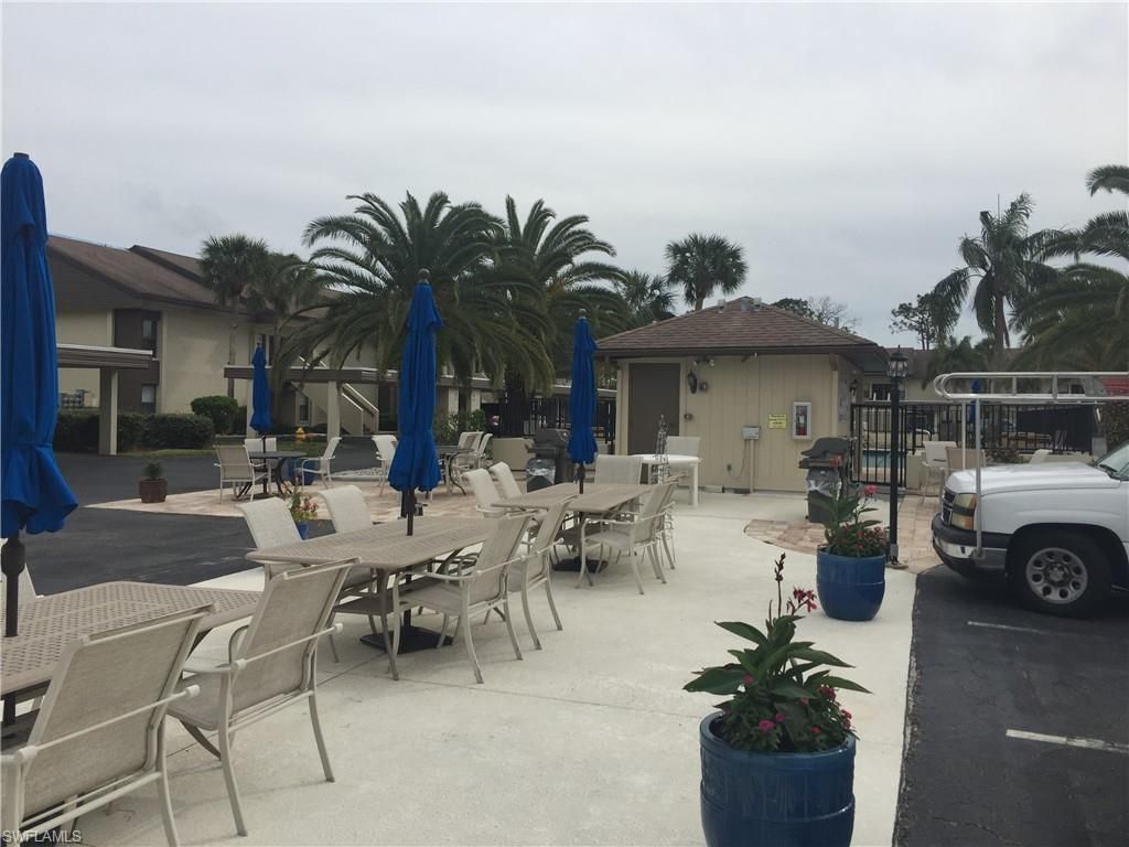 5770 Trailwinds Dr, Unit 211, Fort Myers, FL 33907 Photo