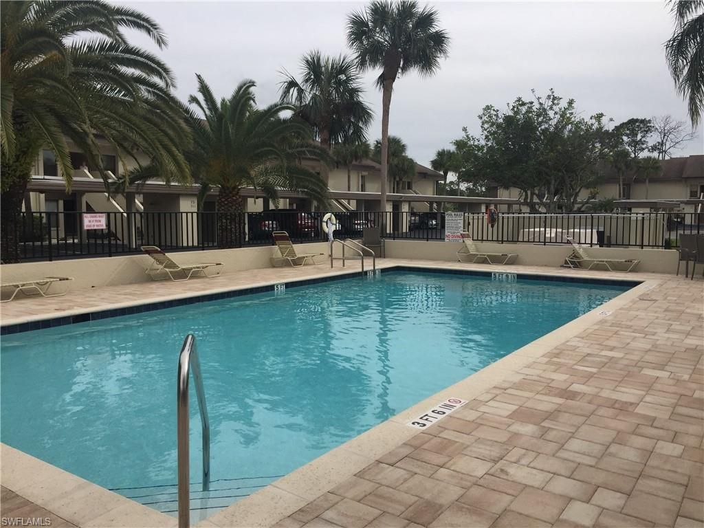 5770 Trailwinds Dr, Unit 211, Fort Myers, FL 33907 Photo