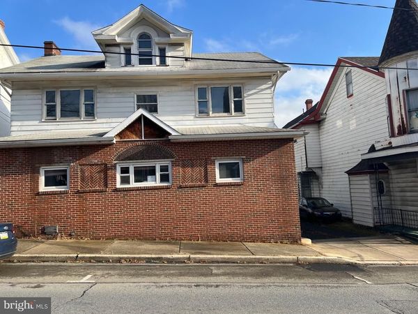 405 N FRONT STREET, MINERSVILLE, PA 17954