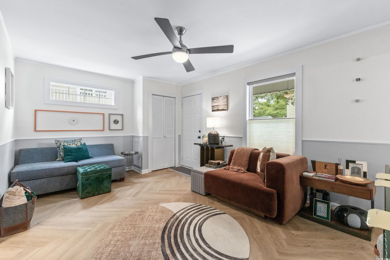 6001 - N45 S Kings Hwy. Photo 10