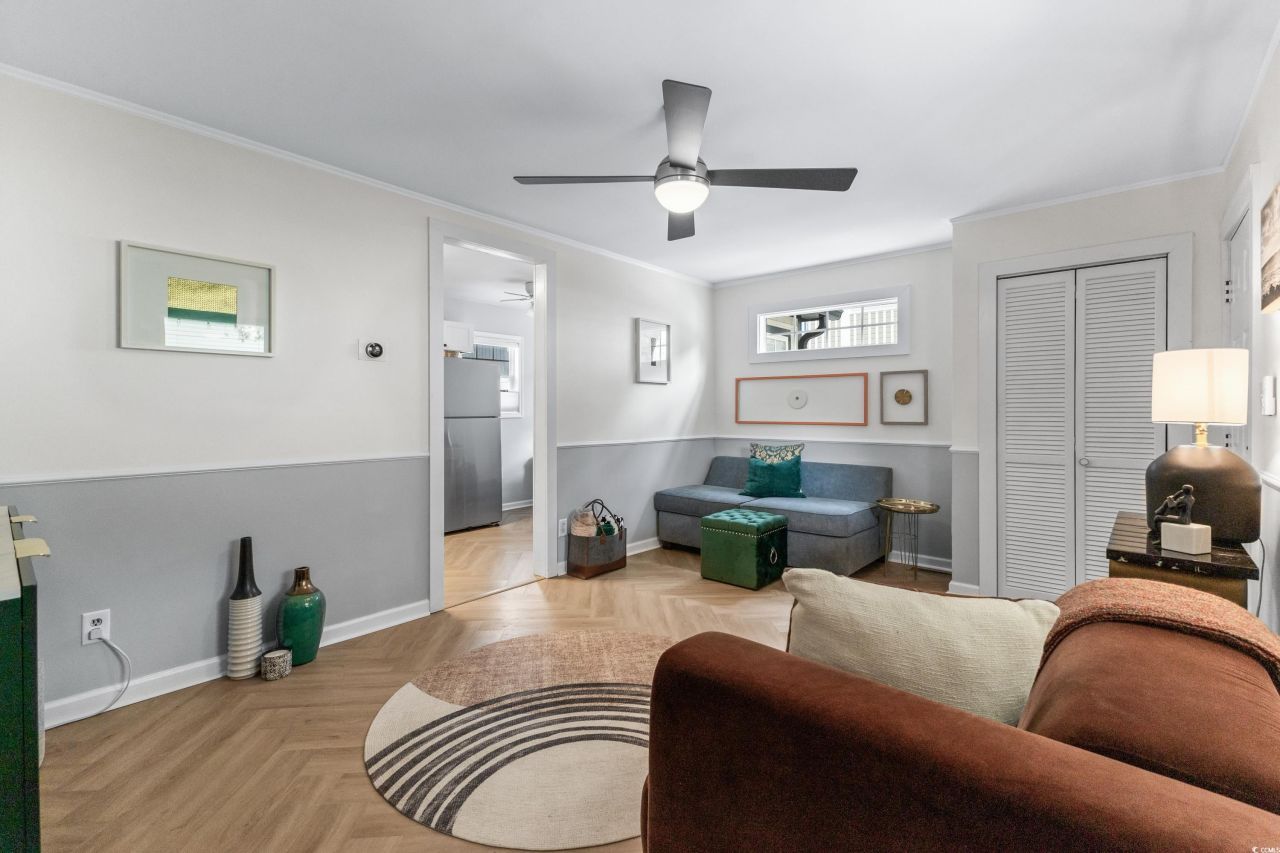 6001 - N45 S Kings Hwy. Photo 11