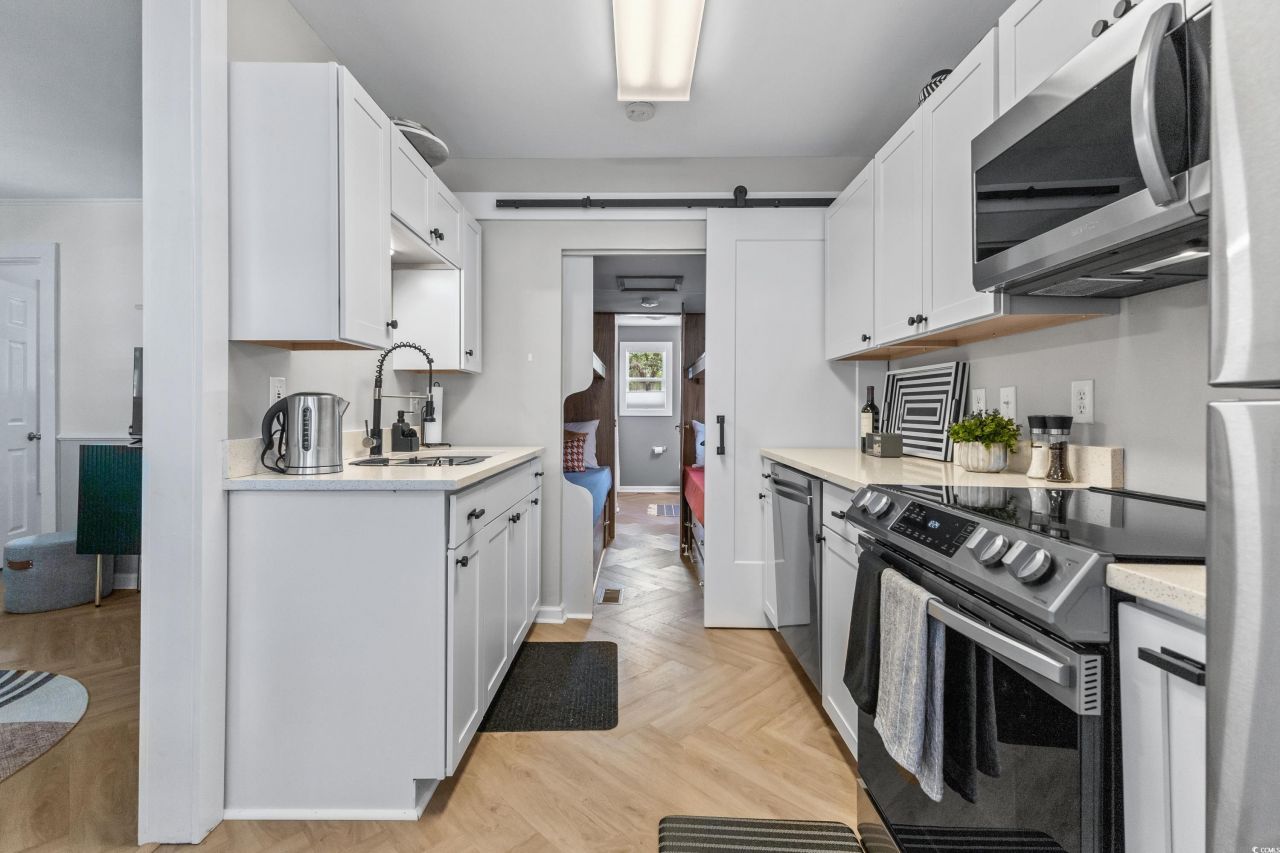 6001 - N45 S Kings Hwy. Photo 14