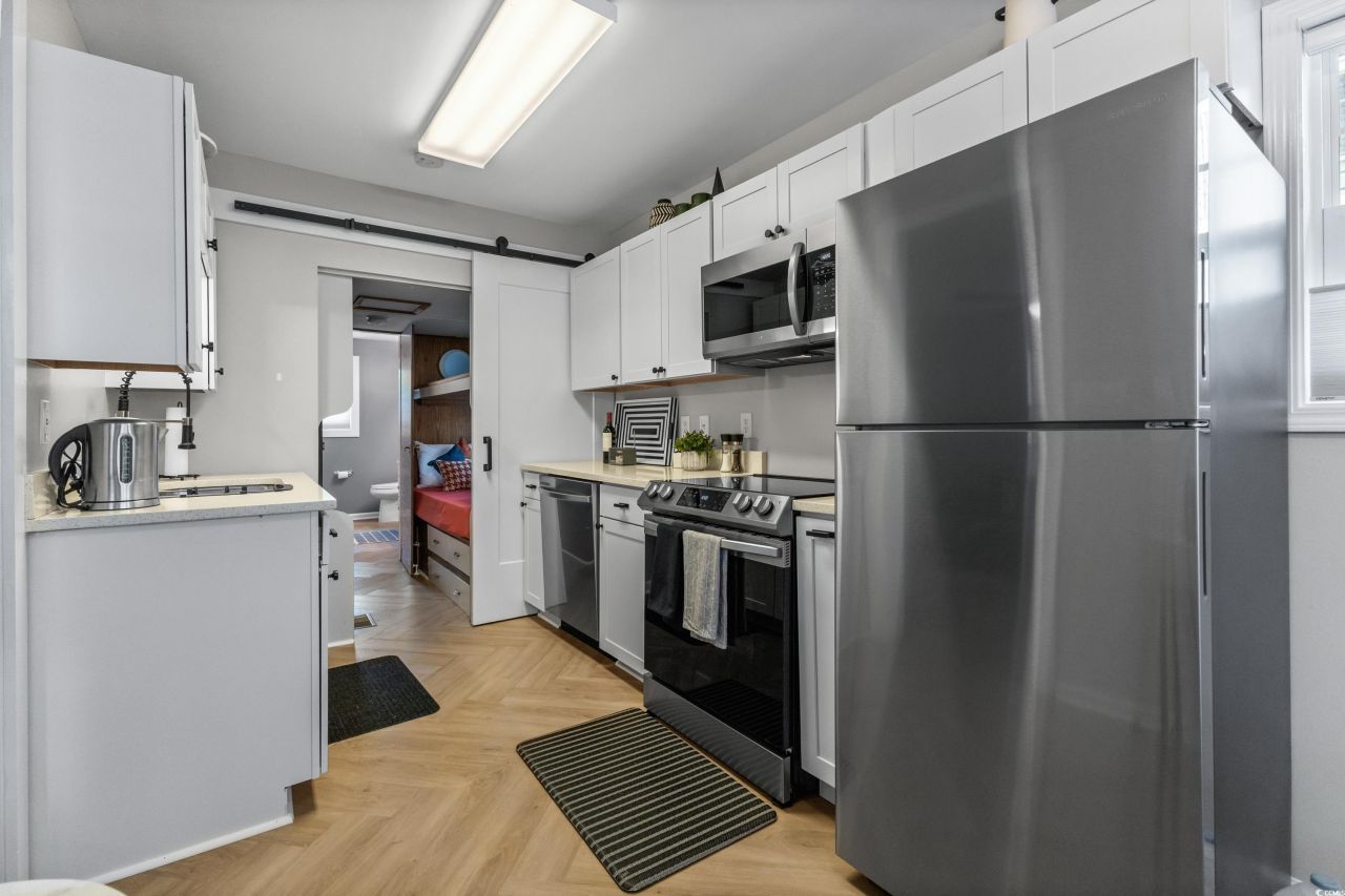 6001 - N45 S Kings Hwy. Photo 15