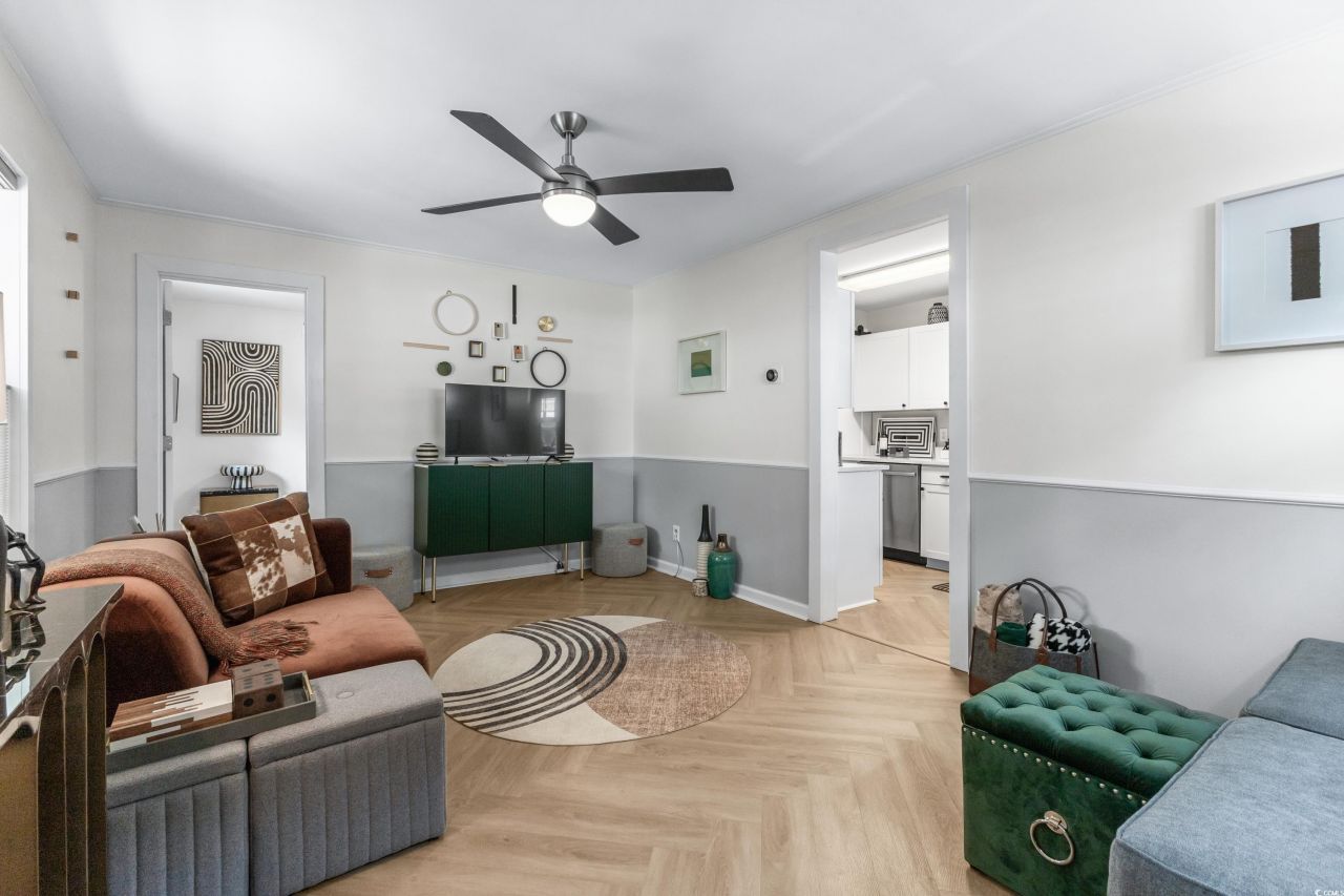 6001 - N45 S Kings Hwy. Photo 8