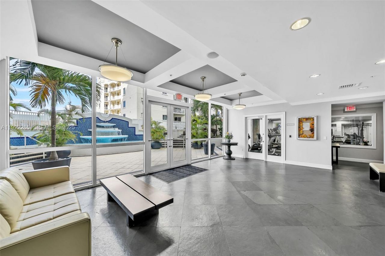 255 Evernia St, Unit 1421, West Palm Beach, FL 33401 Photo