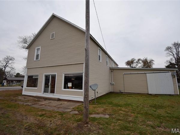 200 W Garrison Street, Gillespie, IL 62033