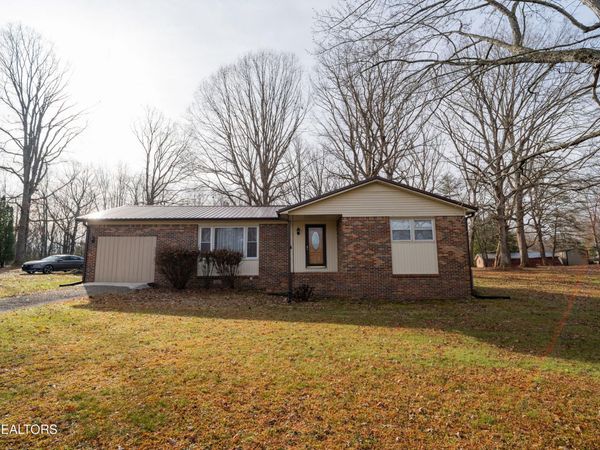 408 Shady Oaks Drive, Spencer, TN 38585