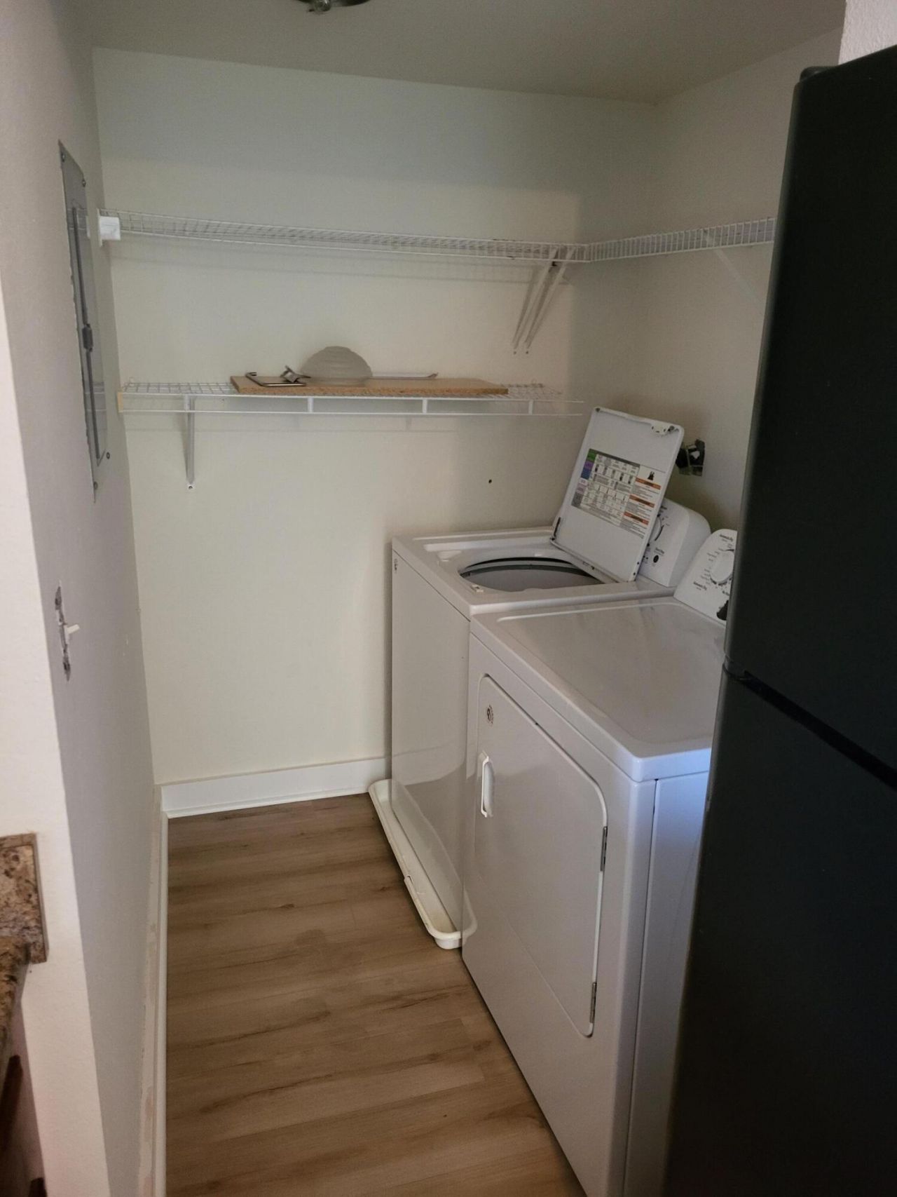 1481 Center Street Photo 4