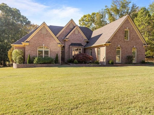 365 FAIR MEADOWS LN, Eads, TN 38028