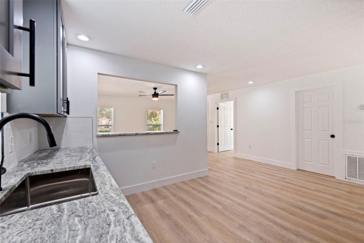 3738 18th Terrace S, Saint Petersburg, FL 33711 Photo