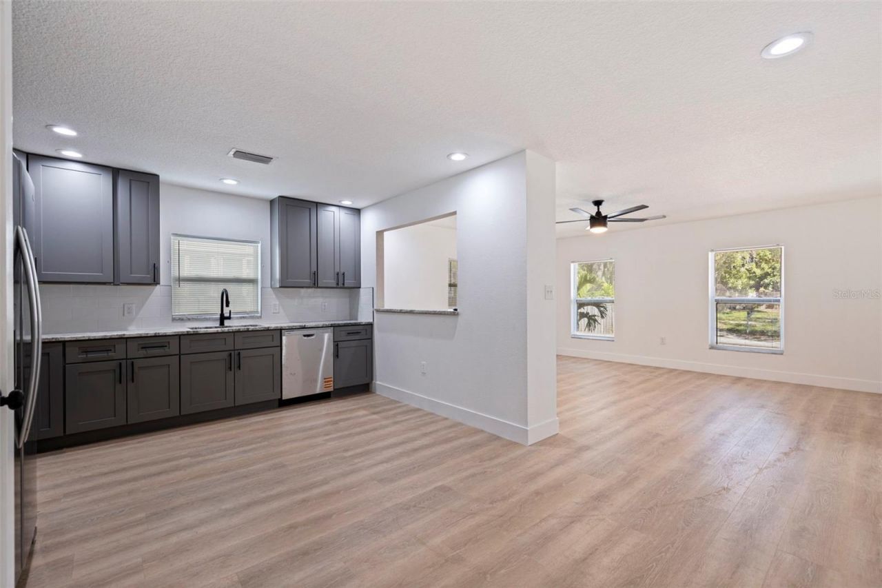 3738 18th Terrace S, Saint Petersburg, FL 33711 Photo