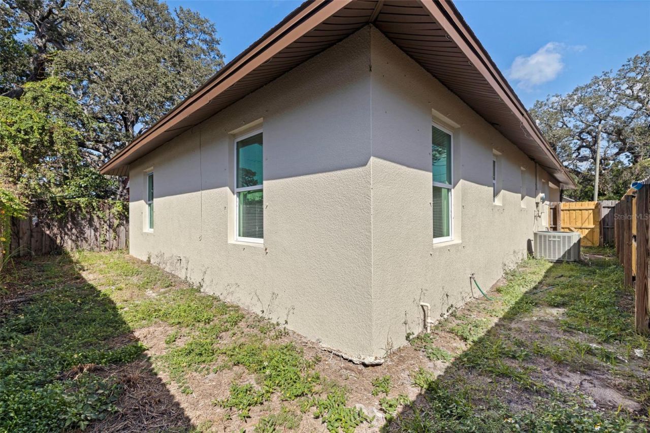 3738 18th Terrace S, Saint Petersburg, FL 33711 Photo