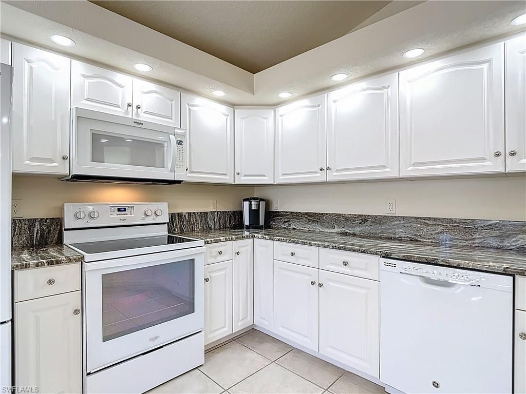 3472 Manatee Dr, Saint James City, FL 33956 Photo