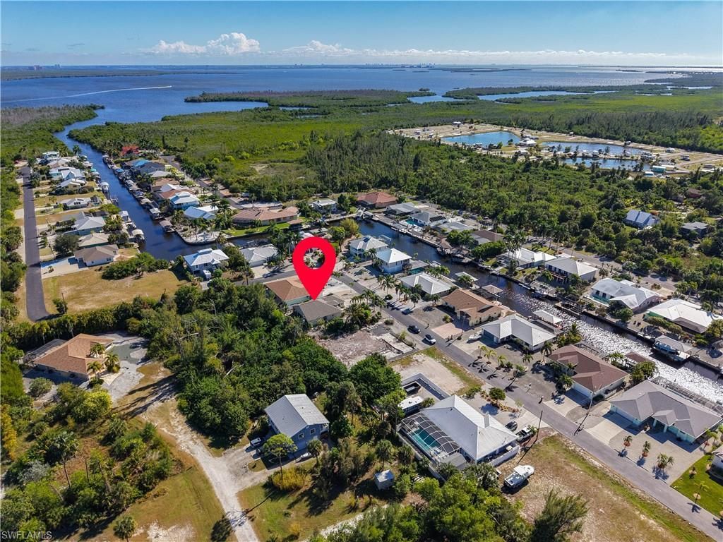 3472 Manatee Dr, Saint James City, FL 33956 Photo