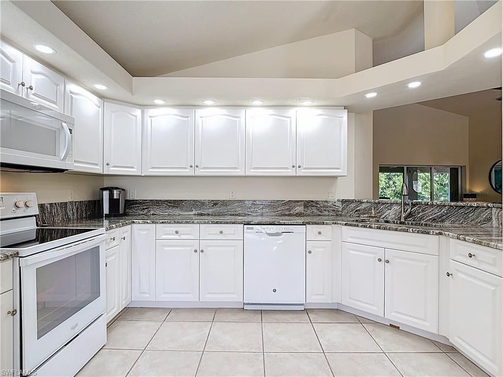 3472 Manatee Dr, Saint James City, FL 33956 Photo