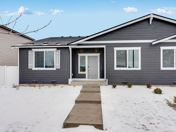 24662 E Hawkstone Loop, Liberty Lake, WA 99019