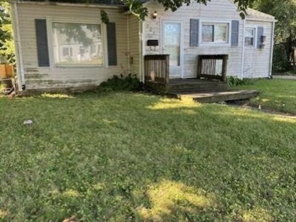 207 W Lane Avenue, Lima, OH 45801