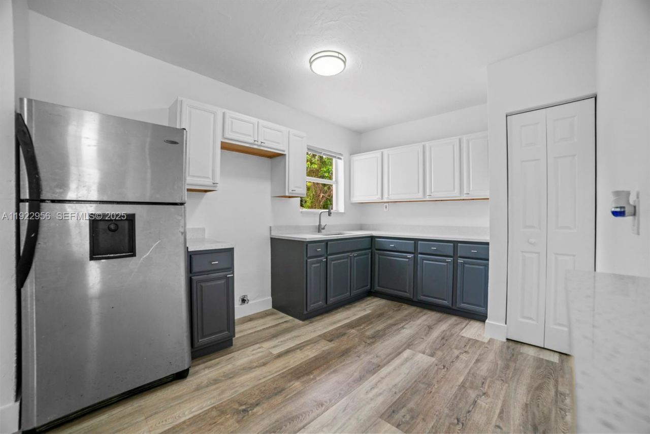 1631 NW 12th Ct, Fort Lauderdale, FL 33311 Photo