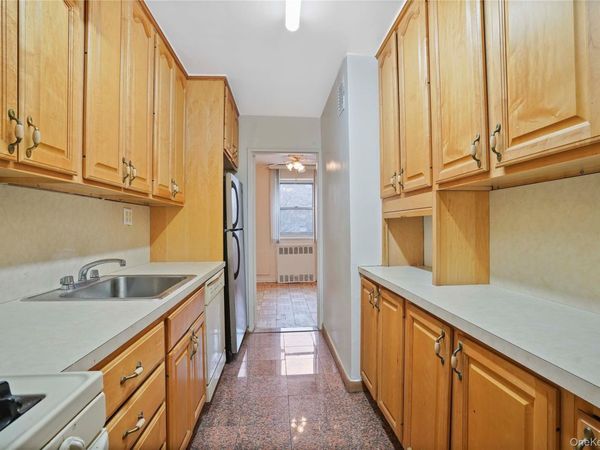 151-31 88th Street, Unit 1B, Howard Beach, NY 11414