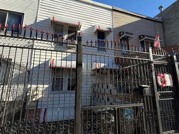 950 Rev James Polite Avenue, Bronx, NY 10459