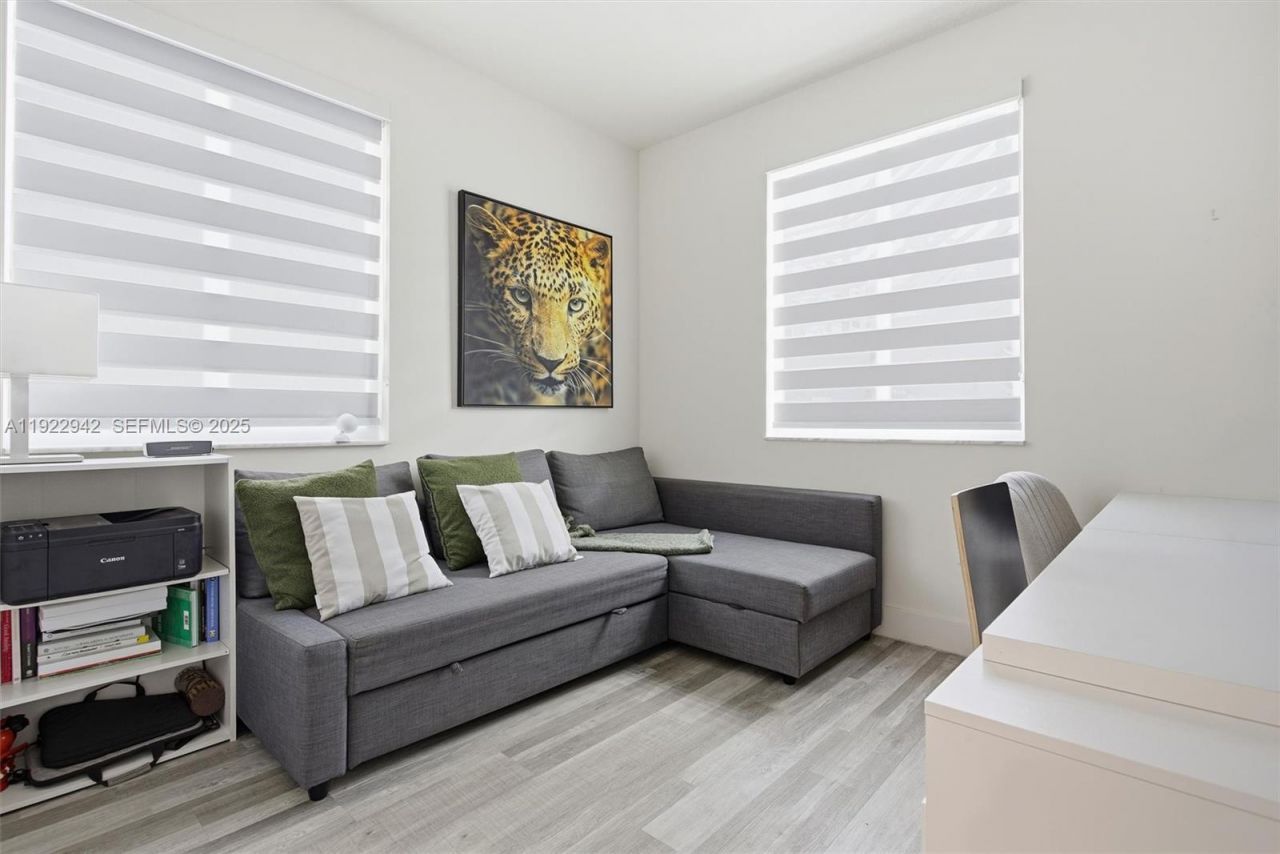 6420 NW 102nd Path, Unit 110, Doral, FL 33178 Photo